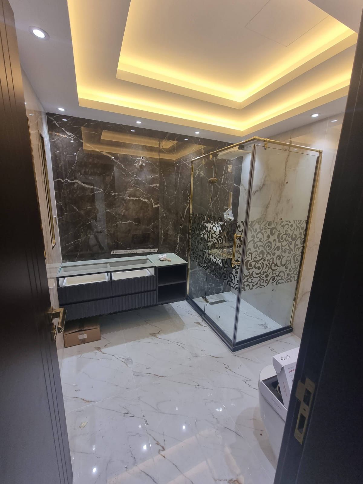 Private Home Dubai bathroom